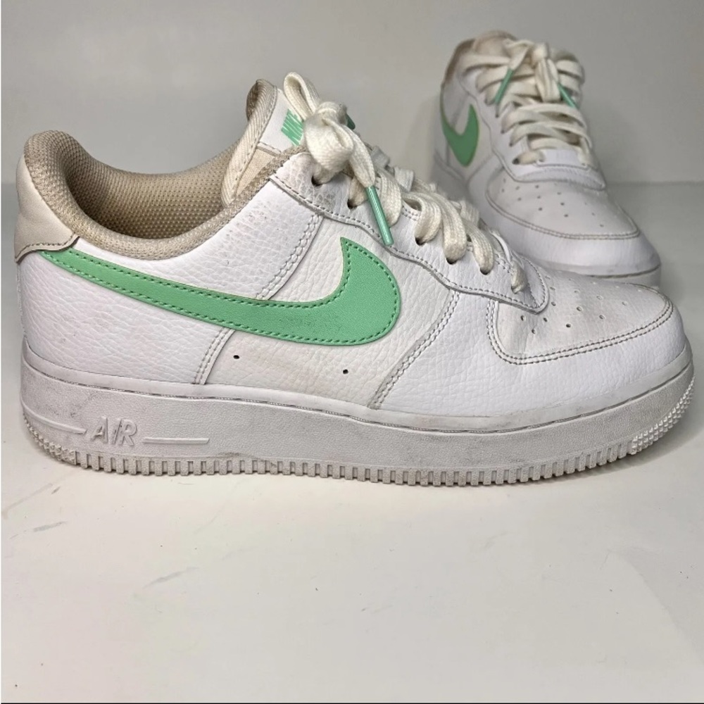 Nike Air Force 1 GS White Mint Foam Sneakers 7Y/ WOMEN'S 8.5  CT3839-105